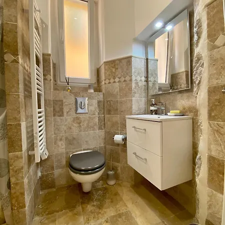 New! Beautiful - 1 Minute To Monte Carlo Apartment *